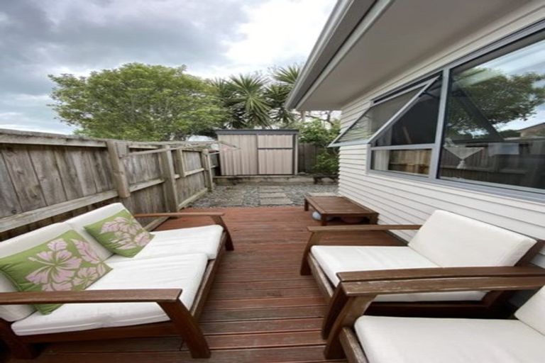 Photo of property in 14 Wells Road, Bucklands Beach, Auckland, 2012