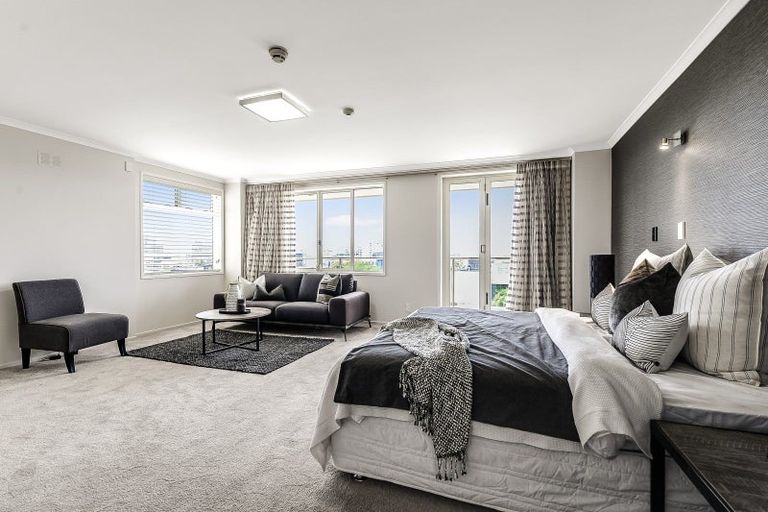 Photo of property in 40d Thackeray Street, Hamilton Lake, Hamilton, 3204