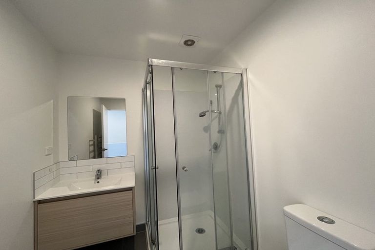 Photo of property in 13 Tukari Lane, Mangere Bridge, Auckland, 2022