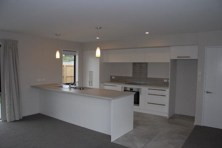 Photo of property in 57 Watkins Drive, Rangiora, 7400