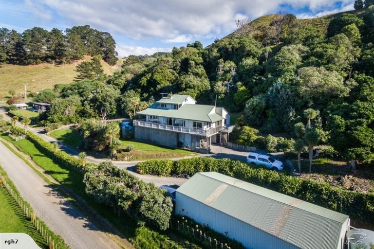 Photo of property in 1969 Long Range Road, Blackhead, Waipukurau, 4284