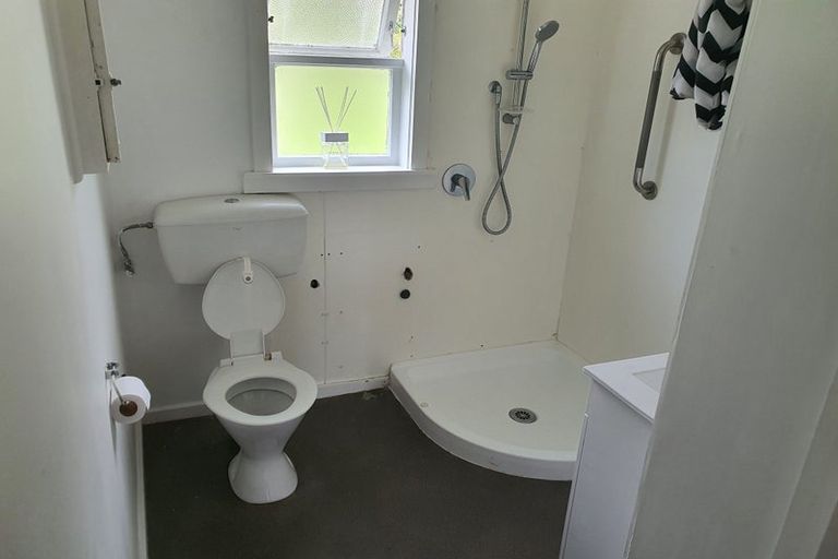 Photo of property in 109 Main Road, Wainuiomata, Lower Hutt, 5014