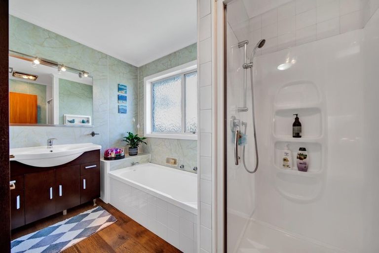 Photo of property in 10 Culzean Grove, Bell Block, New Plymouth, 4312