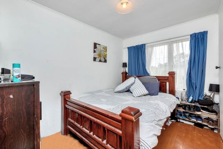 Photo of property in 5b Barbary Avenue, Kelston, Auckland, 0602