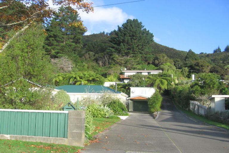 Photo of property in 24 Hine Road, Wainuiomata, Lower Hutt, 5014