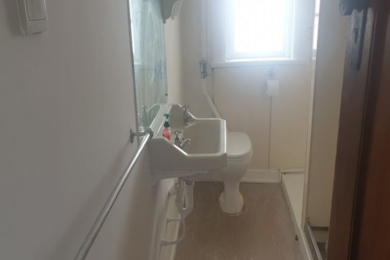 Photo of property in Astoria Flats, 365 The Terrace, Te Aro, Wellington, 6011