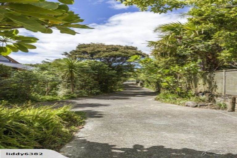 Photo of property in 3a Park Rise, Campbells Bay, Auckland, 0630