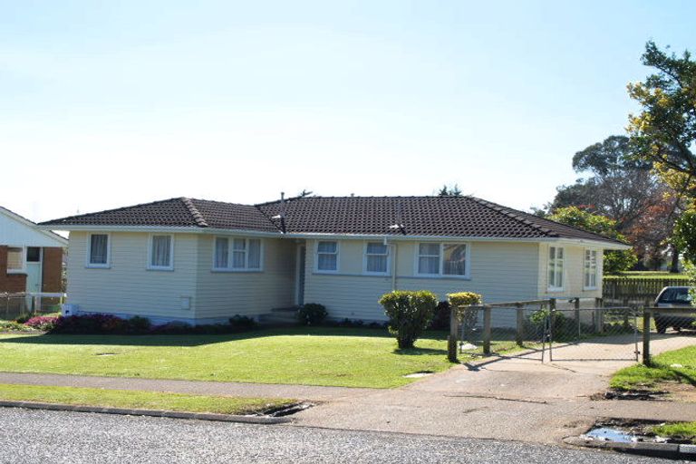 Photo of property in 83 Yates Road, Mangere East, Auckland, 2024