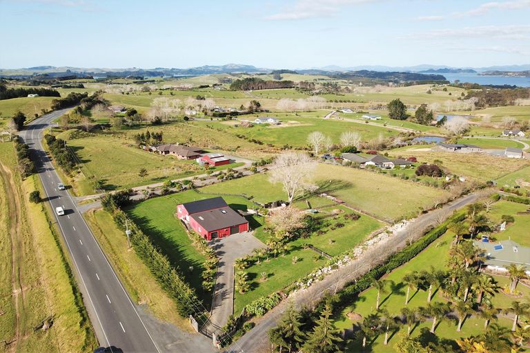 Photo of property in 252 Redcliffs Road, Kerikeri, 0294