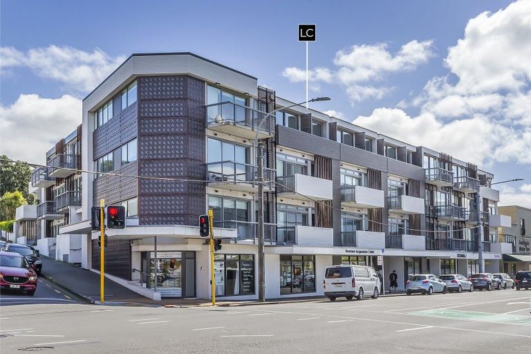 Photo of property in Masina Apartments, 312/80 Riddiford Street, Newtown, Wellington, 6021