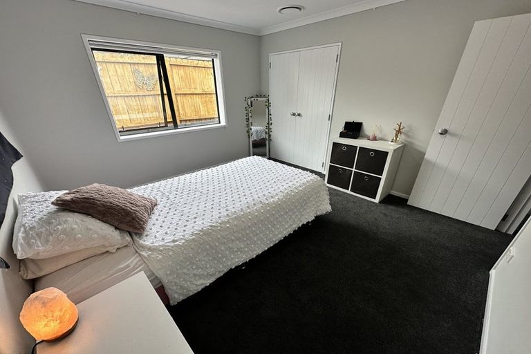 Photo of property in 18 Parkhaven Drive, Rosehill, Papakura, 2113