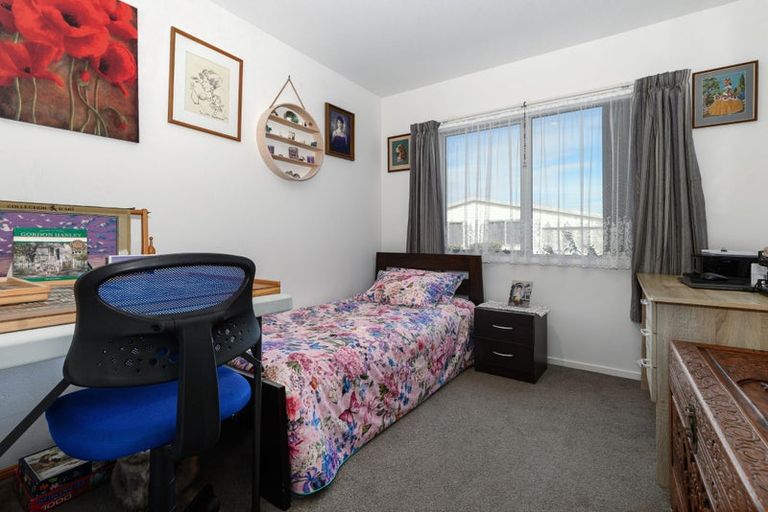 Photo of property in 11 Kamahi Crescent, Papamoa Beach, Papamoa, 3118