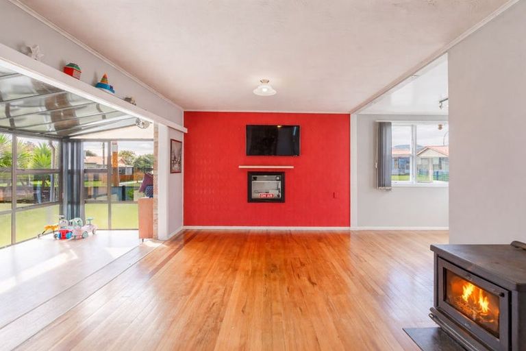 Photo of property in 8 Sunrise Avenue, Owhata, Rotorua, 3010