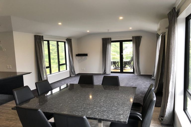 Photo of property in 18 Karamu Street, Ngaio, Wellington, 6035