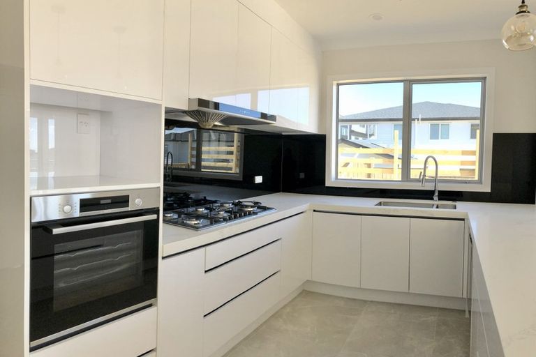 Photo of property in 11 Aklander Rise, Flat Bush, Auckland, 2019