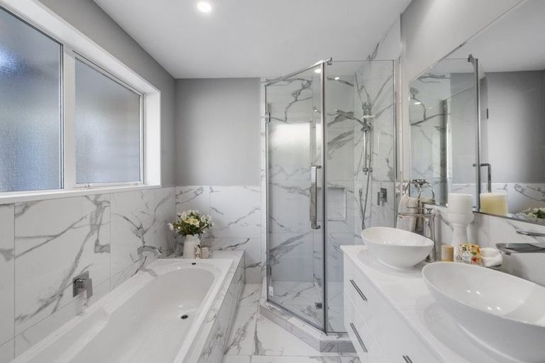 Photo of property in 14 Donovan Place, Aidanfield, Christchurch, 8025