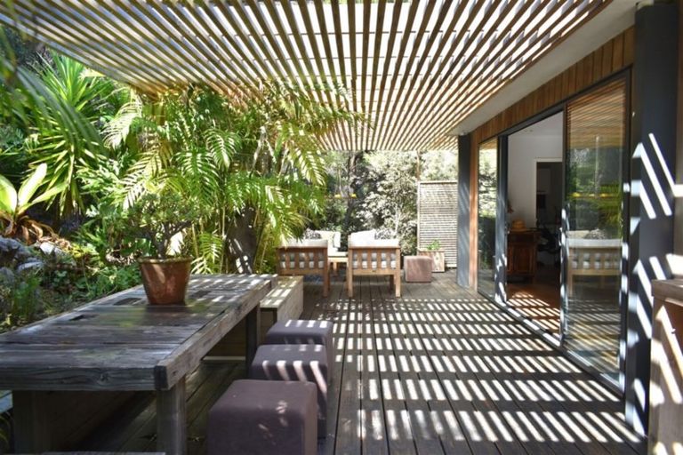 Photo of property in 4 Lichen Grove, Russell, 0272