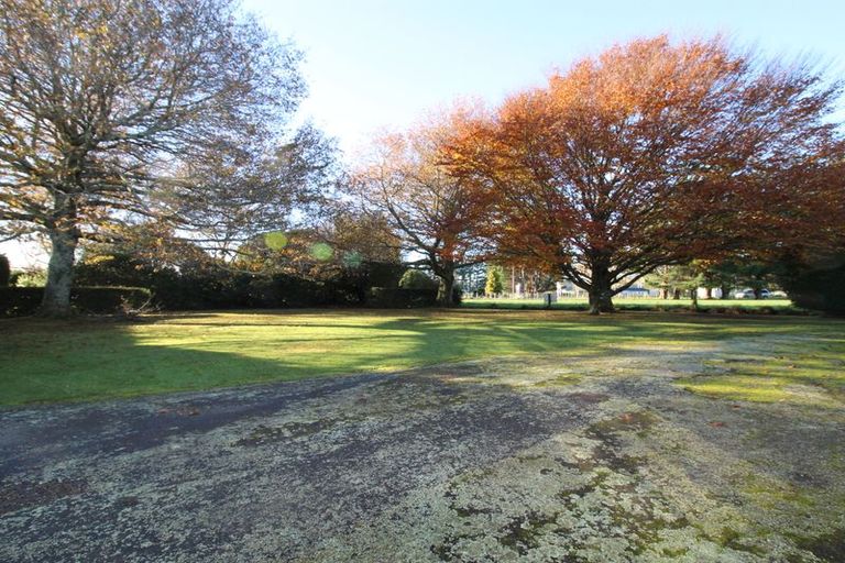Photo of property in 46 Alfredton Road, Eketahuna, 4900