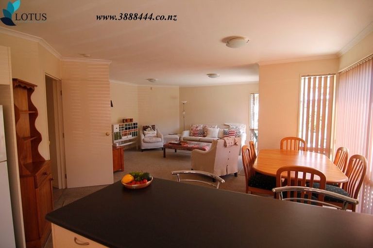 Photo of property in 3 Emlyn Place, Avondale, Christchurch, 8061