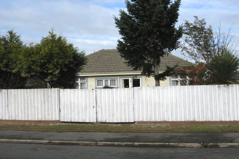 Photo of property in 1/127 Vagues Road, Northcote, Christchurch, 8052