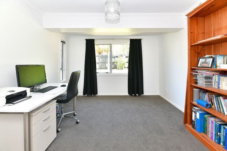 Photo of property in 21 Admiralty Rise, Gulf Harbour, Whangaparaoa, 0930