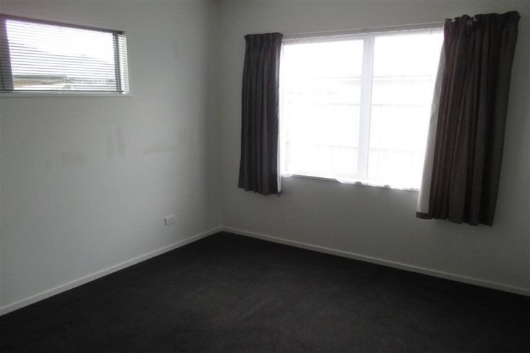 Photo of property in 16 The Runway, Wigram, Christchurch, 8042