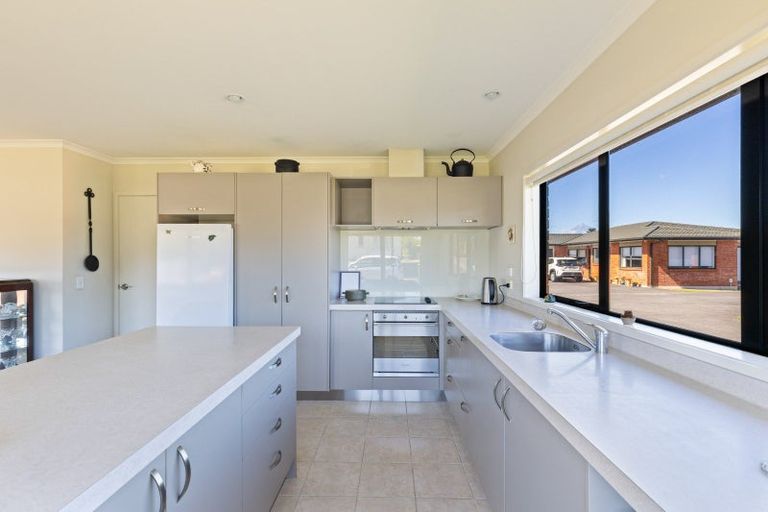 Photo of property in 36 Clemow Road, Fitzroy, New Plymouth, 4312