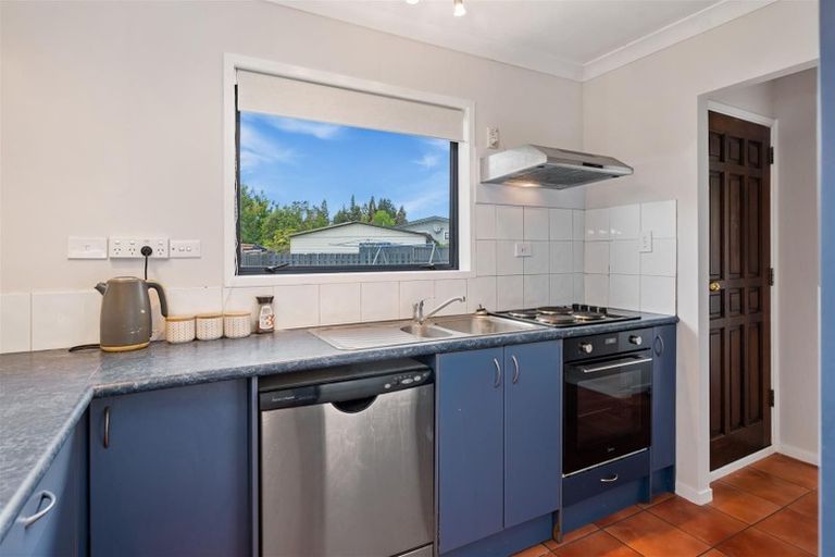 Photo of property in 9 Adam Place, Mangakakahi, Rotorua, 3015