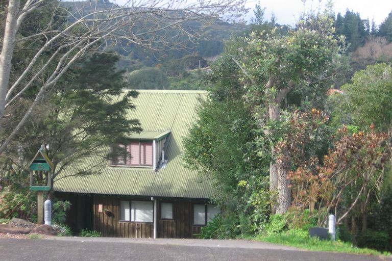 Photo of property in 16 Redmount Place, Red Hill, Papakura, 2110
