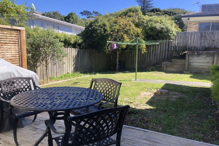 Photo of property in 11 Ring Lane, Paparangi, Wellington, 6037