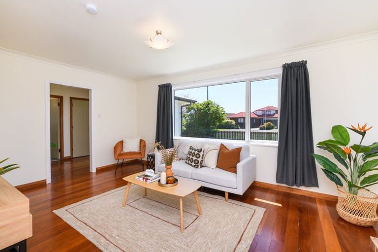 Photo of property in 106 Fitzroy Street, Terrace End, Palmerston North, 4410