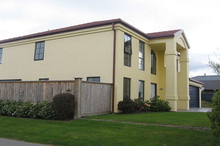 Photo of property in 42 Glasnevin Drive, Casebrook, Christchurch, 8051