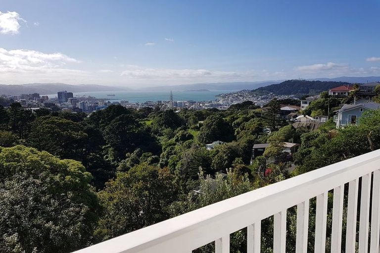 Photo of property in 20 Bruce Avenue, Brooklyn, Wellington, 6021