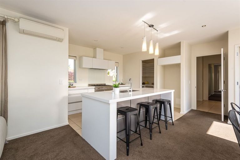 Photo of property in 32 Hakatere Road, Pegasus, 7612