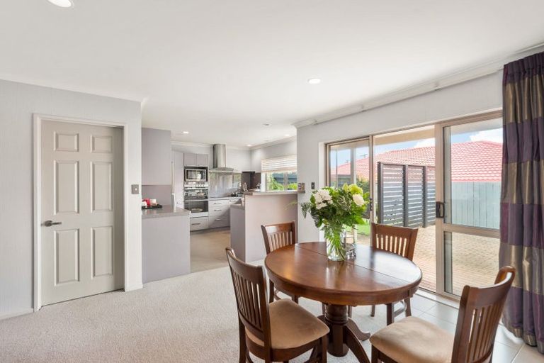 Photo of property in 3a Cobbe Place, Pomare, Rotorua, 3015