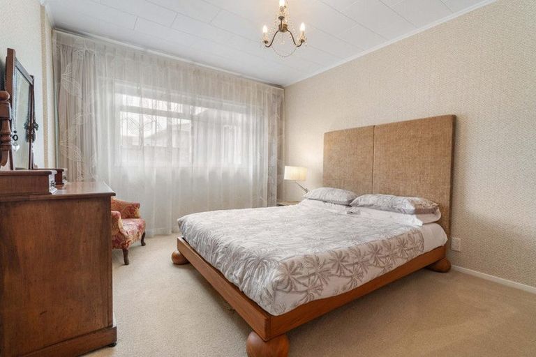 Photo of property in 64b Muir Avenue, Mangere Bridge, Auckland, 2022