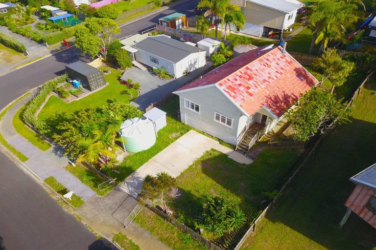 Photo of property in 4 Seascape Lane, Coopers Beach, 0420