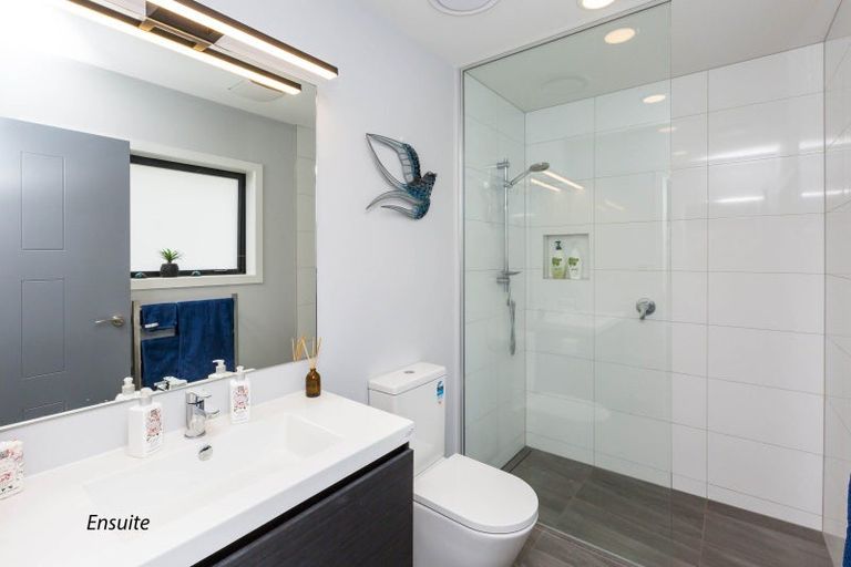 Photo of property in 23 Salisbury Crescent, Wallaceville, Upper Hutt, 5018