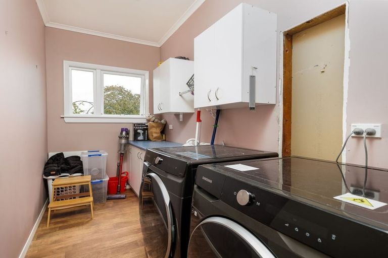 Photo of property in 302 Timaru Road, Waimate, 7978