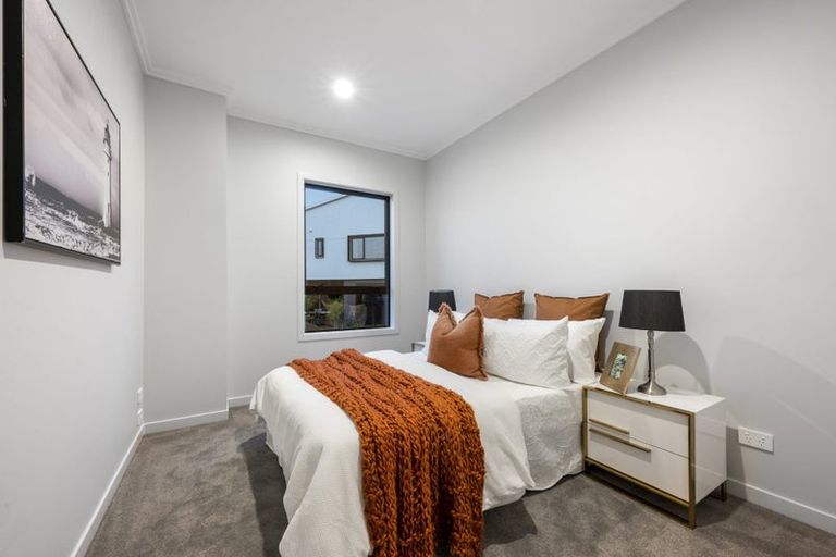 Photo of property in 9 Brolly Lane, Hobsonville, Auckland, 0616