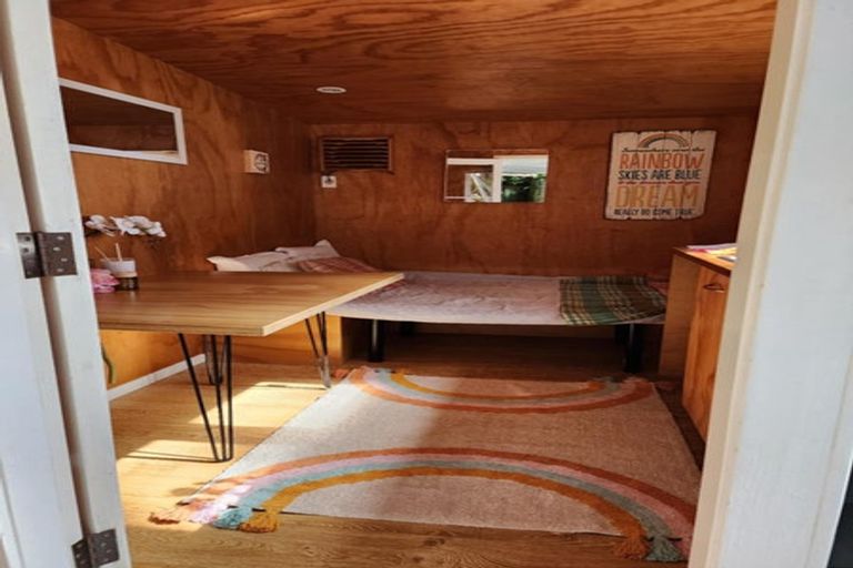 Photo of property in 105 Lone Kauri Road, Karekare, New Lynn, 0772