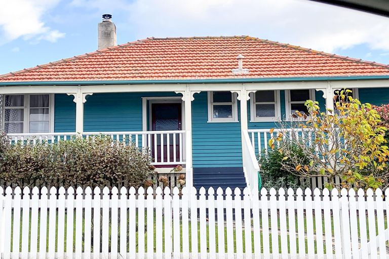 Photo of property in 4 Mclean Street, Oamaru North, Oamaru, 9400