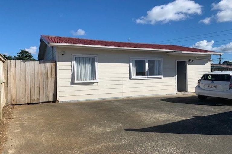 Photo of property in 3 Whitley Crescent, Otara, Auckland, 2023