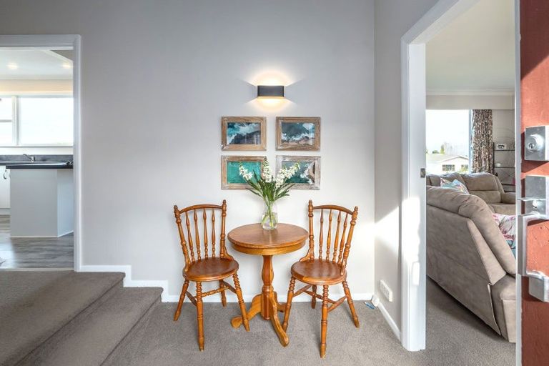 Photo of property in 24 Puriri Crescent, Lansdowne, Masterton, 5810