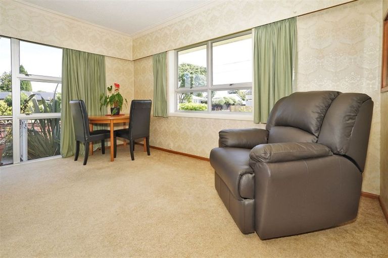 Photo of property in 1126a Heaphy Terrace, Fairfield, Hamilton, 3214
