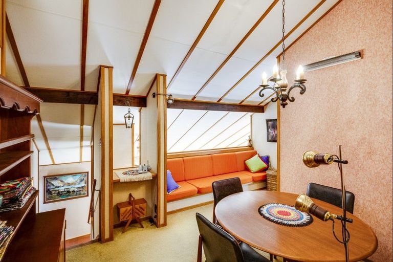 Photo of property in 122a Chaucer Road, Hospital Hill, Napier, 4110