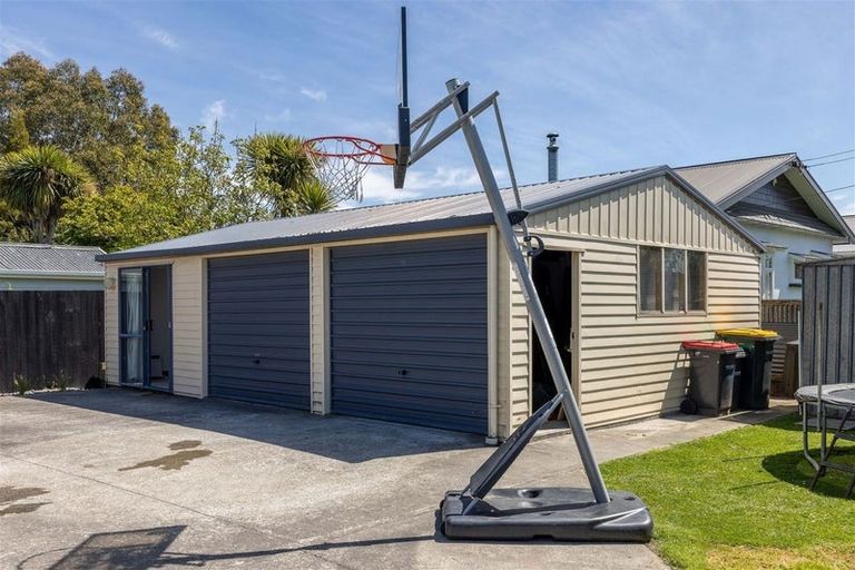 Photo of property in 24 Aylesford Street, Mairehau, Christchurch, 8013