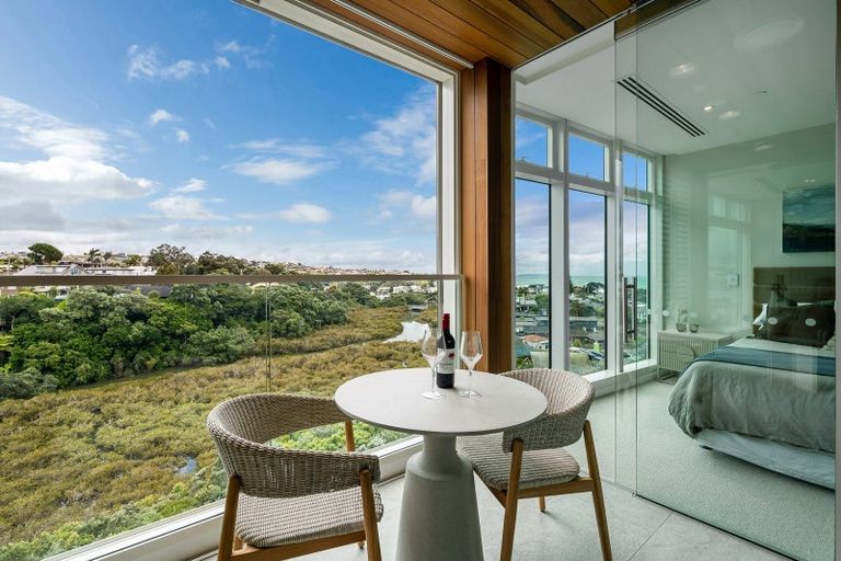 Photo of property in 601/20 Omana Road, Milford, Auckland, 0620