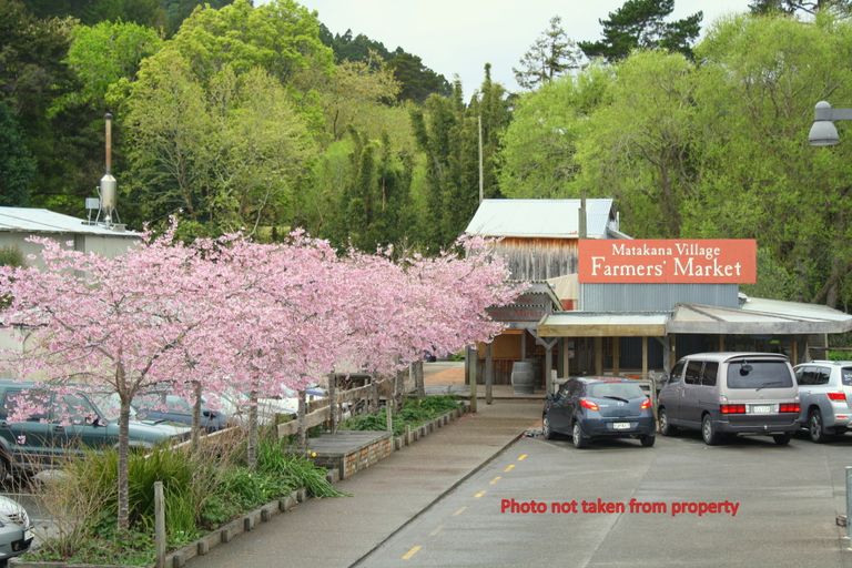 Photo of property in 19 Awanui Crescent, Matakana, Warkworth, 0985