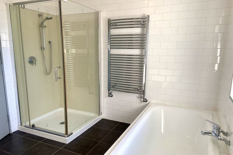 Photo of property in 15 Centaurus Road, Cashmere, Christchurch, 8022